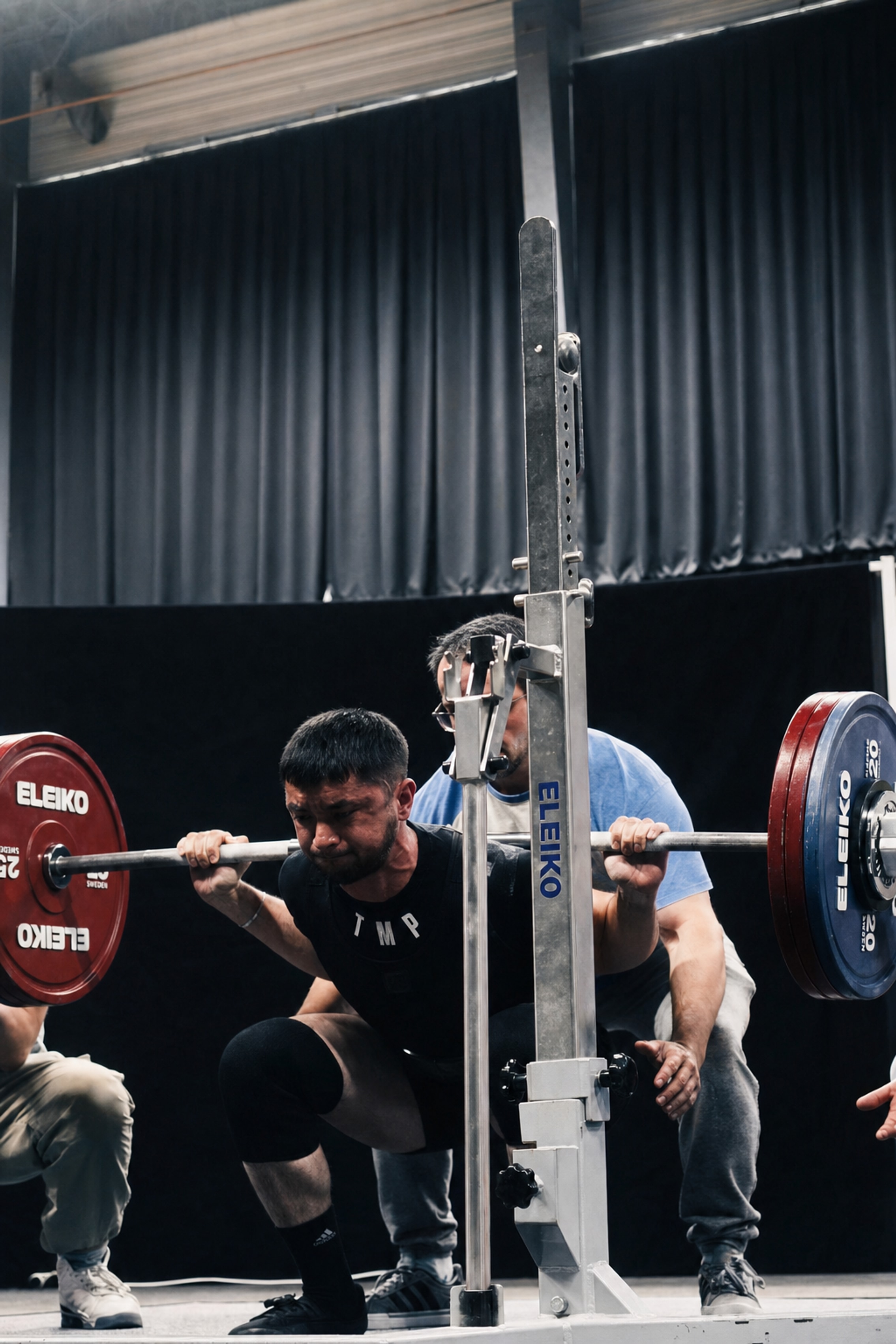Mehdine en squat compétition
